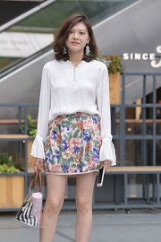 街拍美女美腿精选